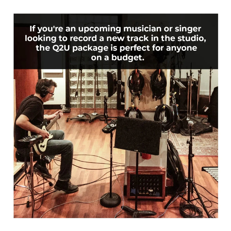 Q2U Handheld Dynamic USB Microphone Recording and Podcasting Pack (Black)